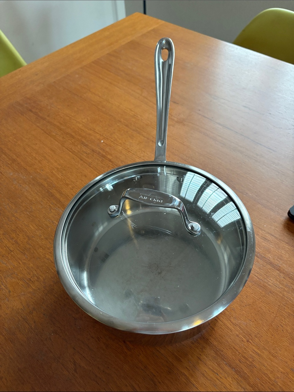 Preowned All Clad pot with lid- 2.5 qts
